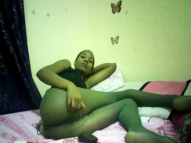 Blackfoxb live cam on BongaCams
