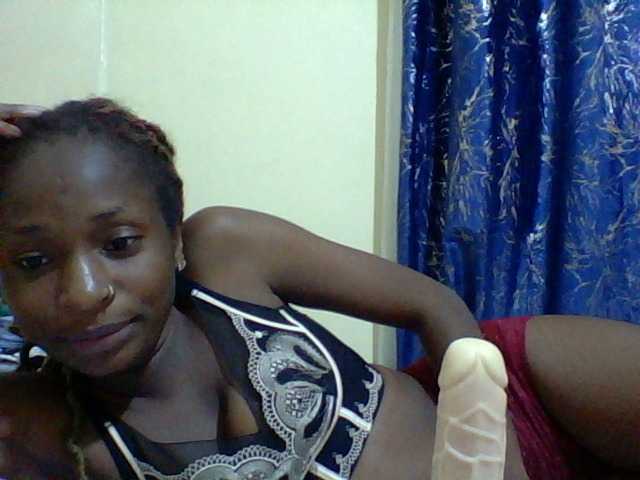 Blackfoxb live cam on BongaCams