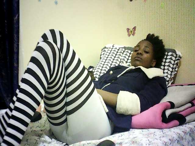 Blackfoxb live cam on BongaCams