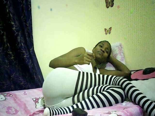 Blackfoxb live cam on BongaCams