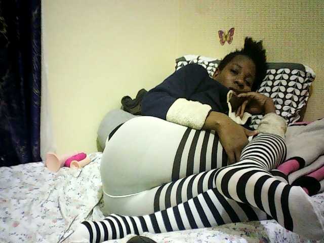 Blackfoxb live cam on BongaCams