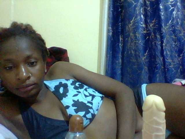 Blackfoxb live cam on BongaCams