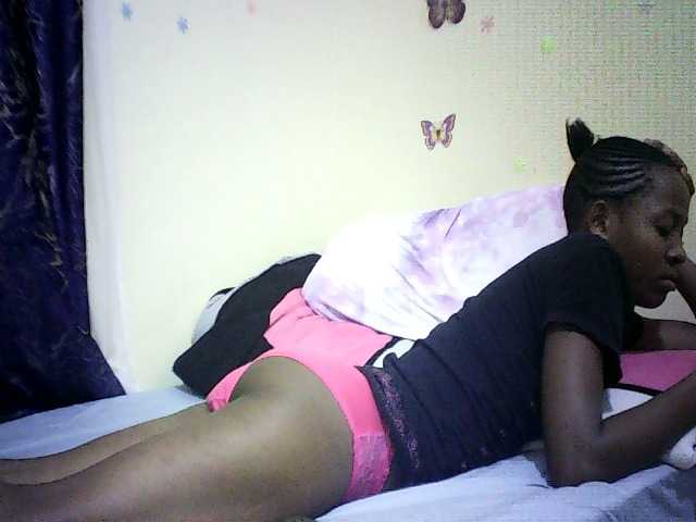 Blackfoxb live cam on BongaCams