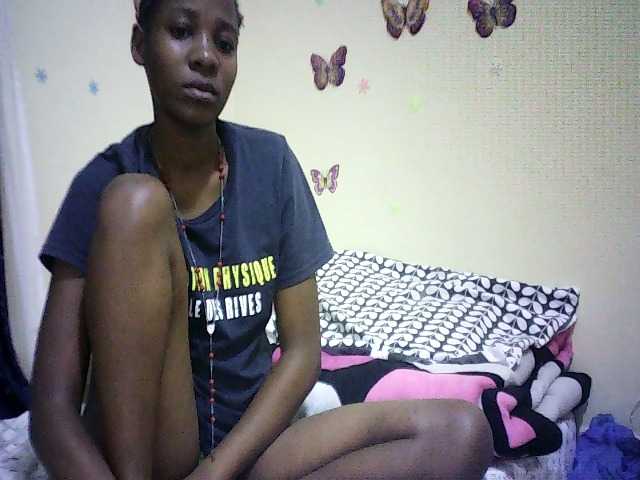 Blackfoxb live cam on BongaCams
