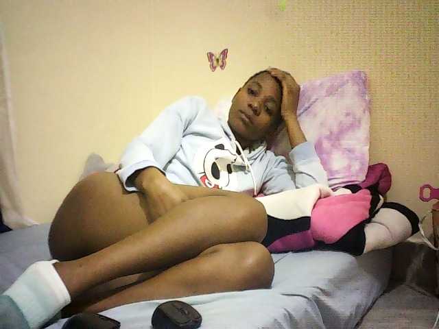 Blackfoxb live cam on BongaCams