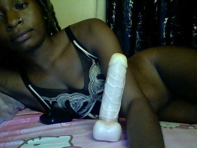 Blackfoxb live cam on BongaCams