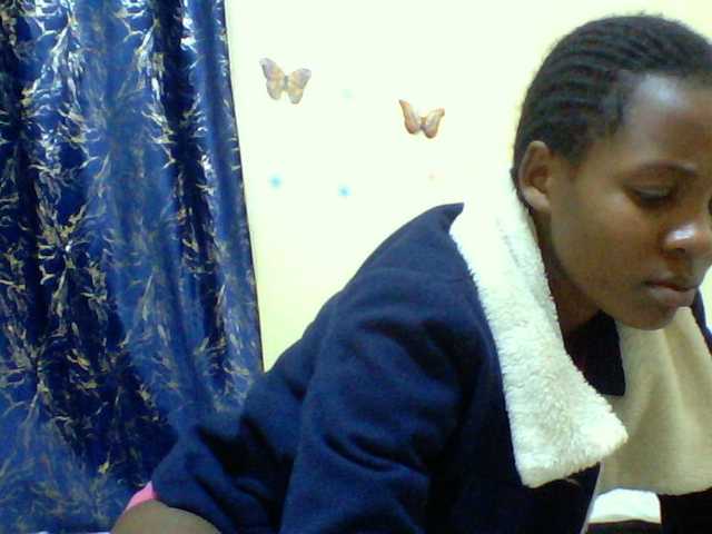 Blackfoxb live cam on BongaCams