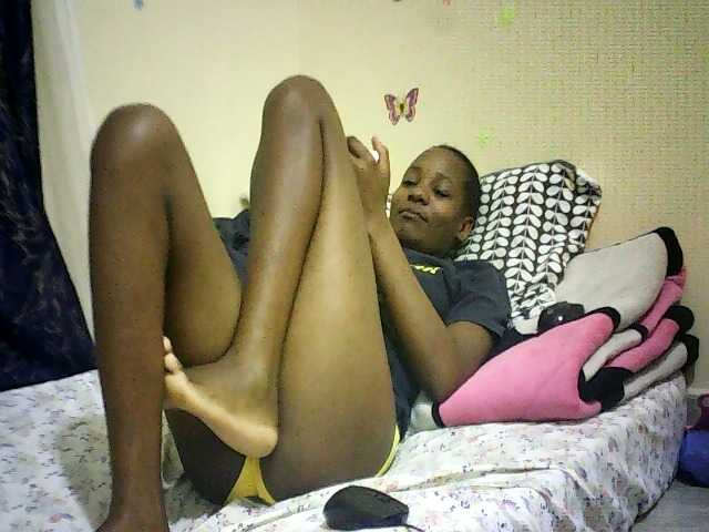 Blackfoxb live cam on BongaCams