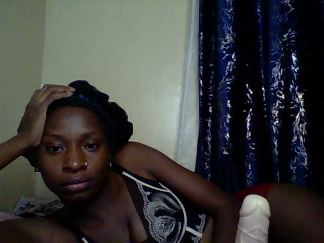 Blackfoxb live cam on BongaCams