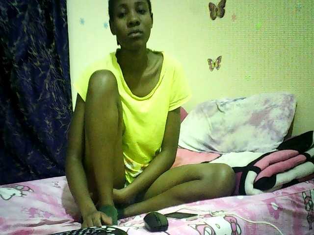 Blackfoxb live cam on BongaCams