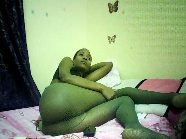 Blackfoxb live cam on BongaCams