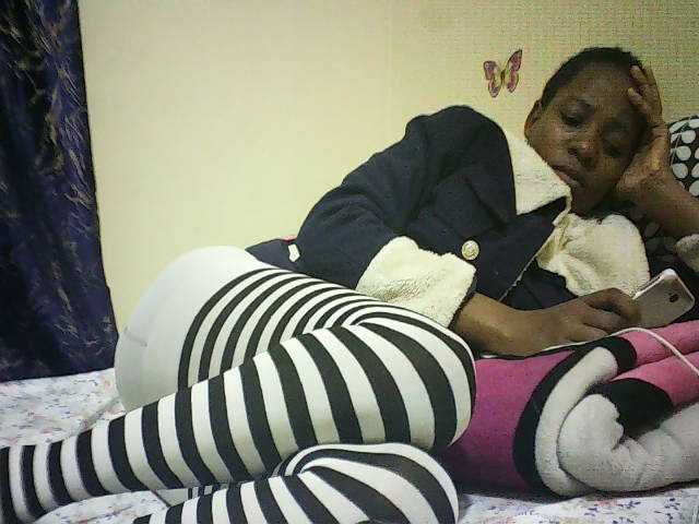 Blackfoxb live cam on BongaCams