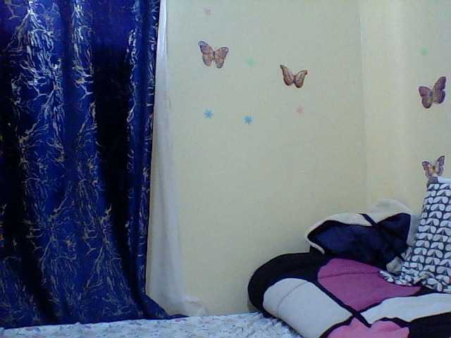 Blackfoxb live cam on BongaCams