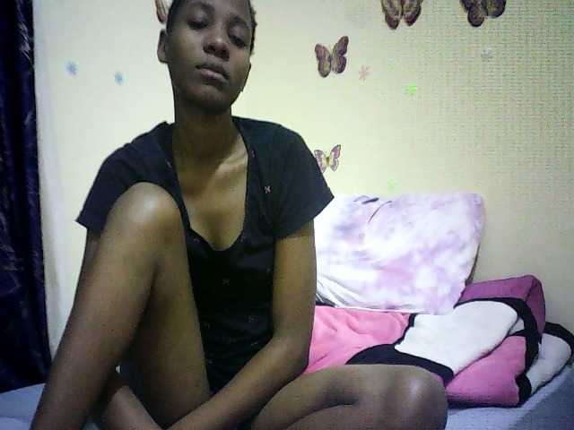 Blackfoxb live cam on BongaCams