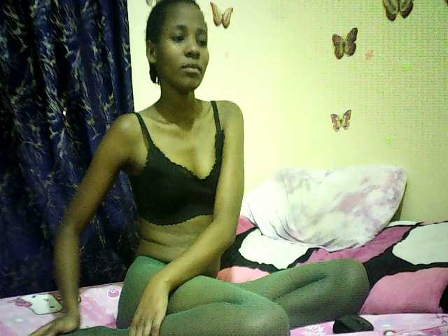 Blackfoxb live cam on BongaCams