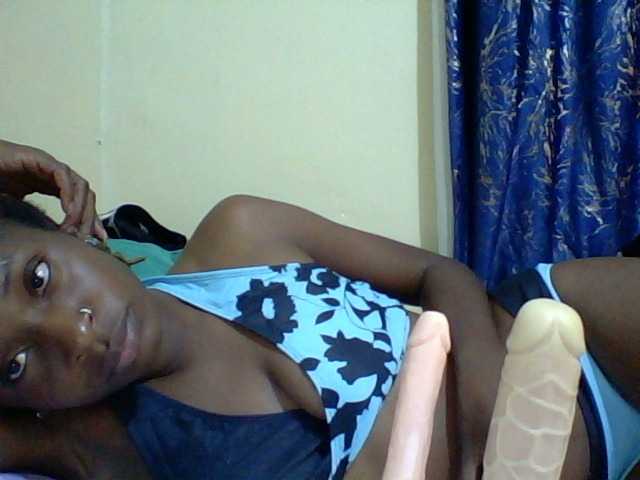 Blackfoxb live cam on BongaCams