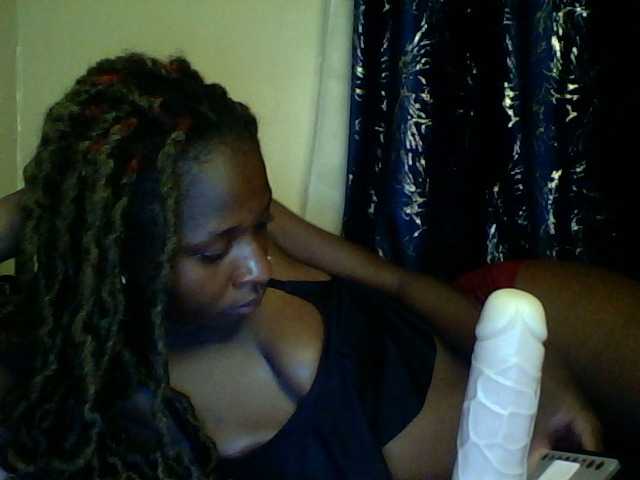 Blackfoxb live cam on BongaCams