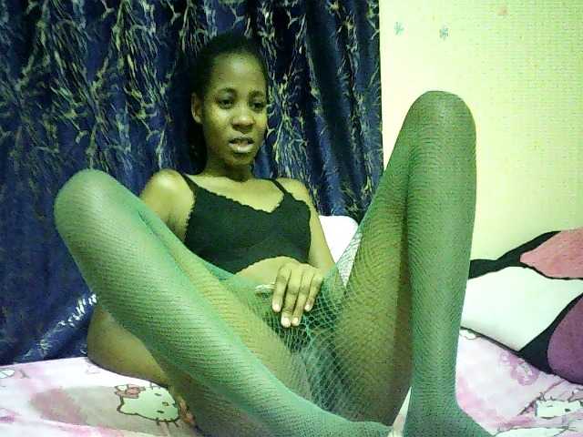 Blackfoxb live cam on BongaCams