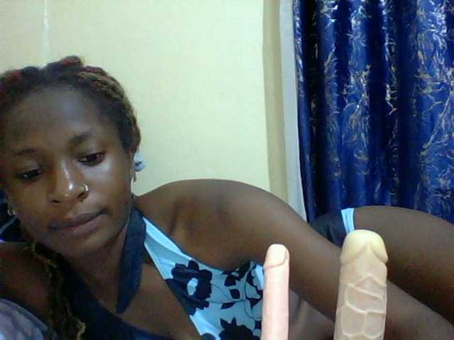 Blackfoxb live cam on BongaCams