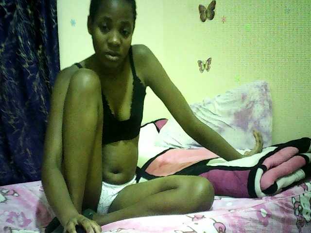 Blackfoxb live cam on BongaCams