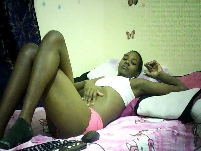 Blackfoxb live cam on BongaCams