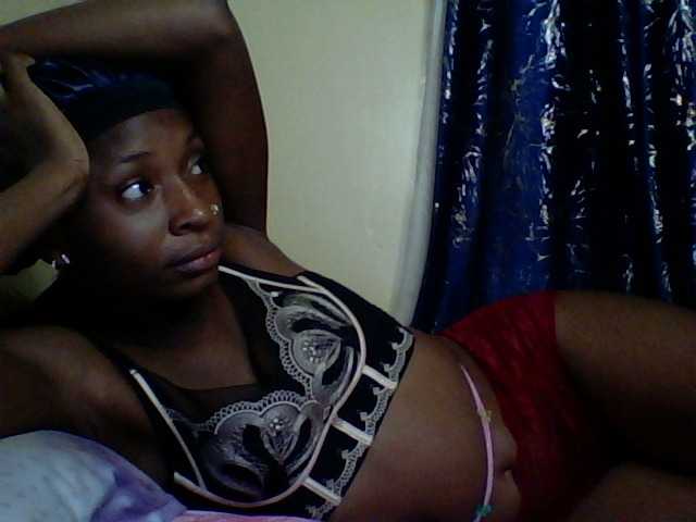 Blackfoxb live cam on BongaCams