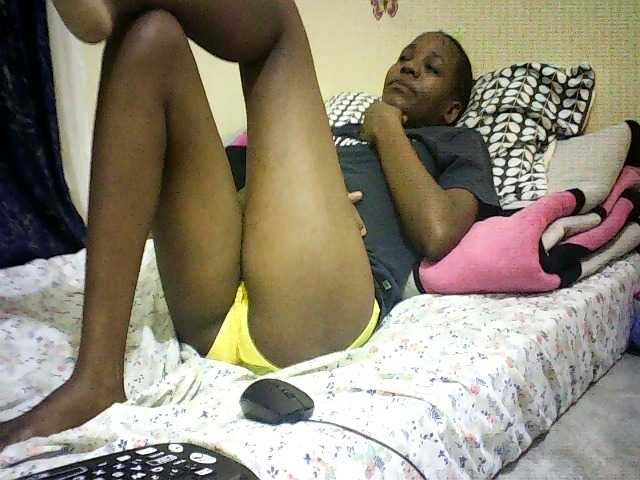 Blackfoxb live cam on BongaCams