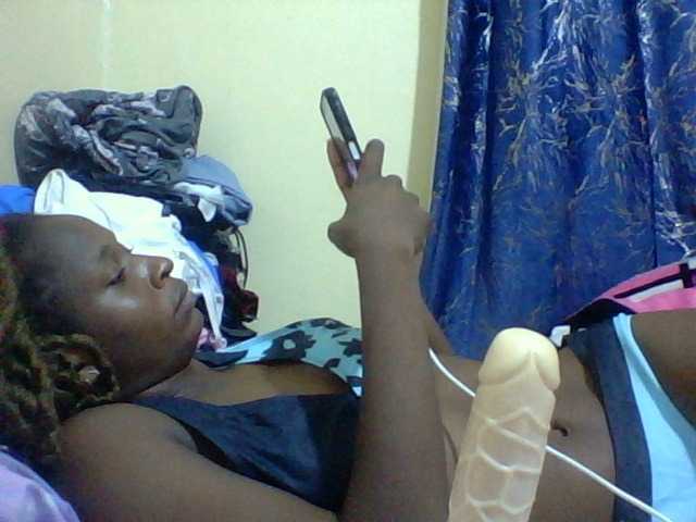 Blackfoxb live cam on BongaCams