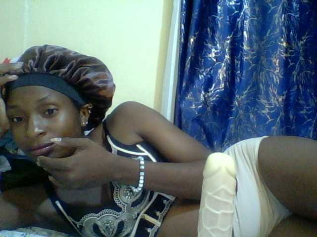 Blackfoxb live cam on BongaCams