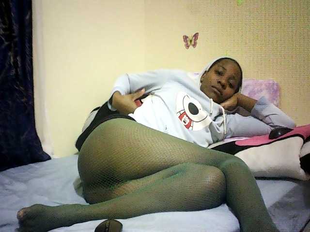 Blackfoxb live cam on BongaCams