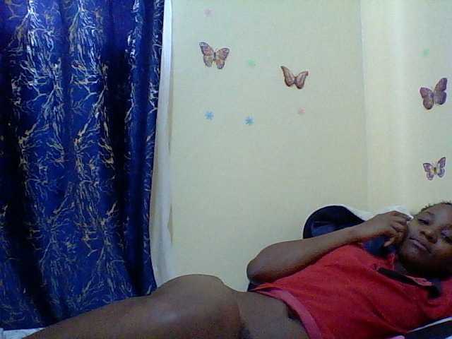 Blackfoxb live cam on BongaCams