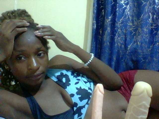 Blackfoxb live cam on BongaCams