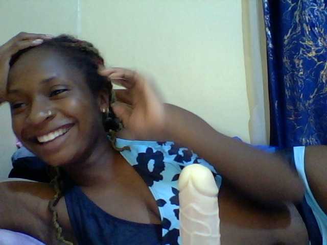 Blackfoxb live cam on BongaCams