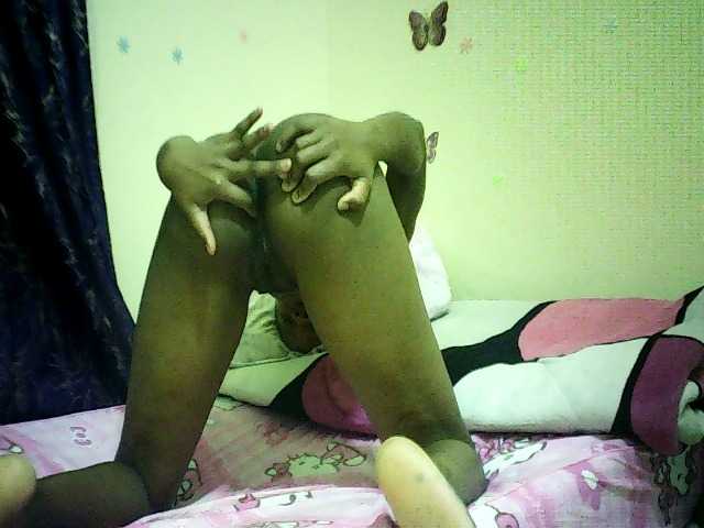 Blackfoxb live cam on BongaCams