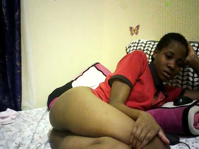 Blackfoxb live cam on BongaCams