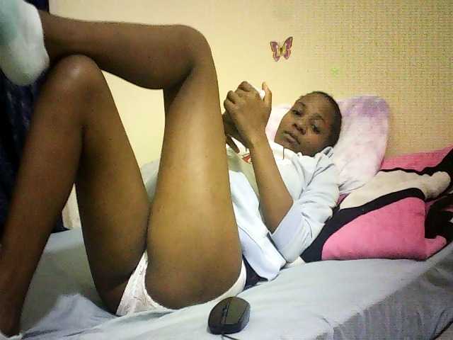Blackfoxb live cam on BongaCams