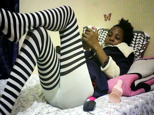 Blackfoxb live cam on BongaCams