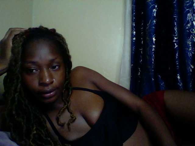 Blackfoxb live cam on BongaCams