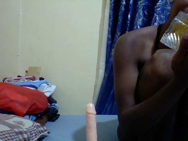 Blackfoxb live cam on BongaCams