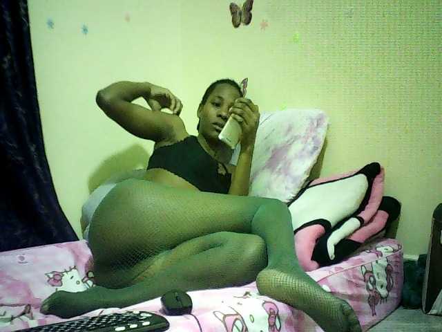 Blackfoxb live cam on BongaCams