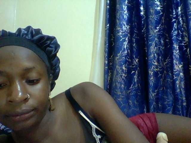Blackfoxb live cam on BongaCams