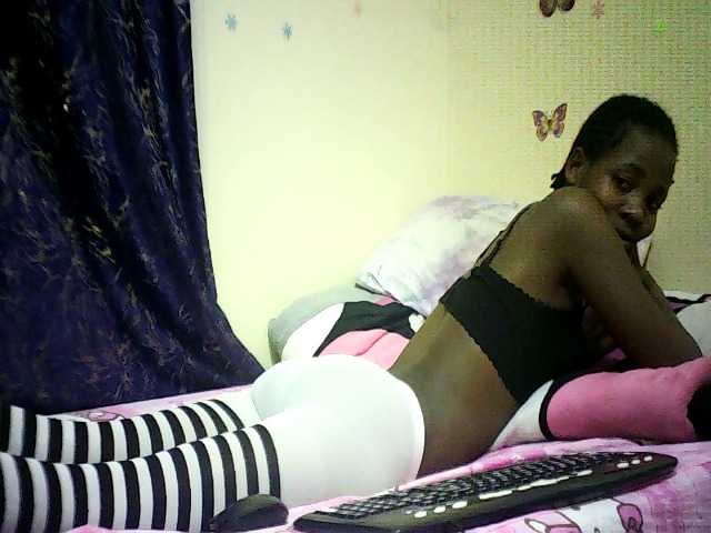 Blackfoxb live cam on BongaCams