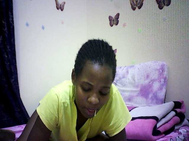 Blackfoxb live cam on BongaCams