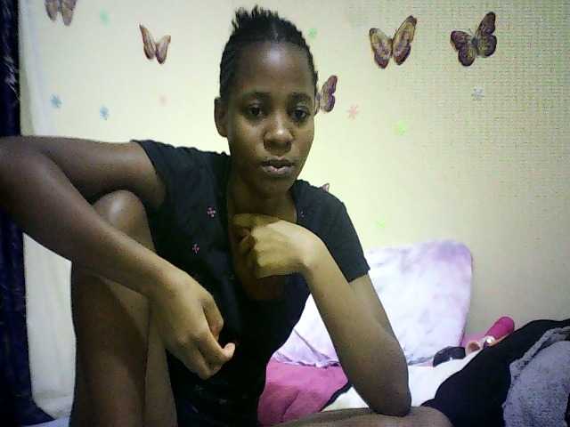 Blackfoxb live cam on BongaCams