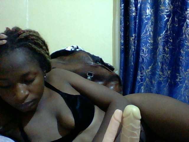 Blackfoxb live cam on BongaCams