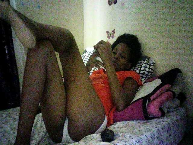 Blackfoxb live cam on BongaCams