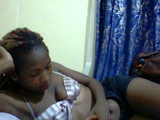 Blackfoxb live cam on BongaCams