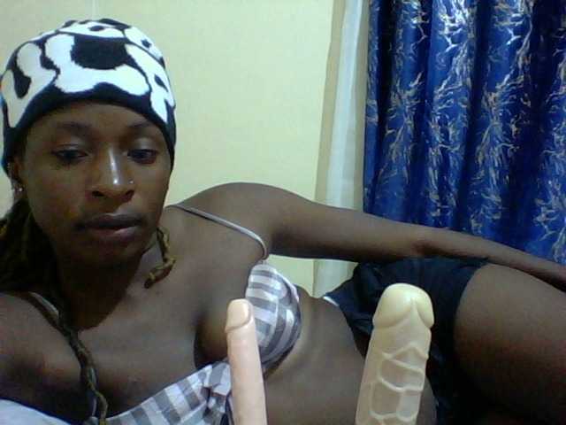 Blackfoxb live cam on BongaCams
