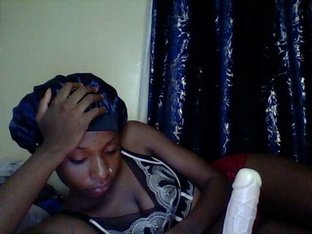 Blackfoxb live cam on BongaCams