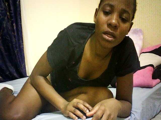 Blackfoxb live cam on BongaCams